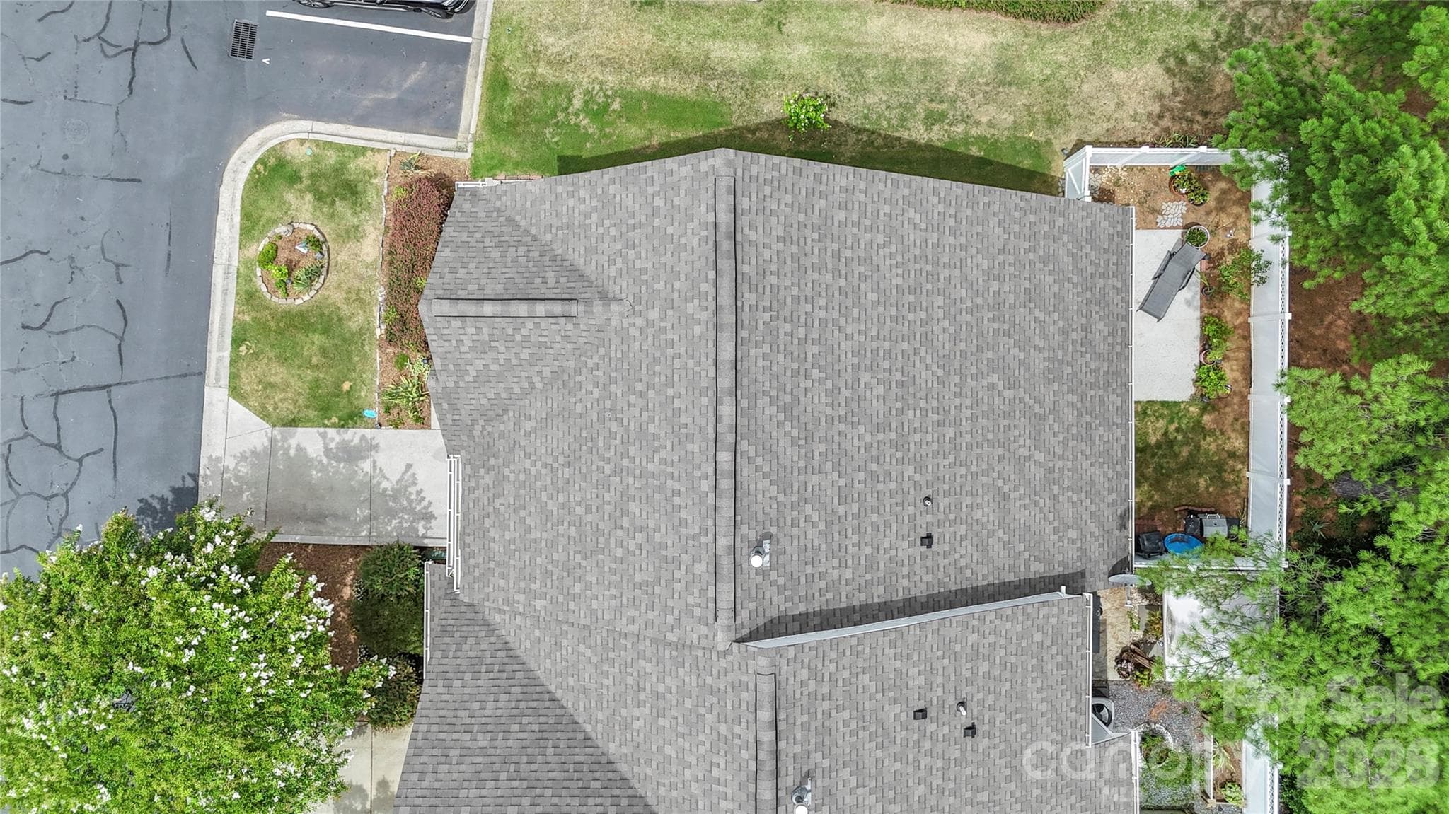 Townhouse at 806 Rock Lake Glen, Fort Mill, photo 44 of 48