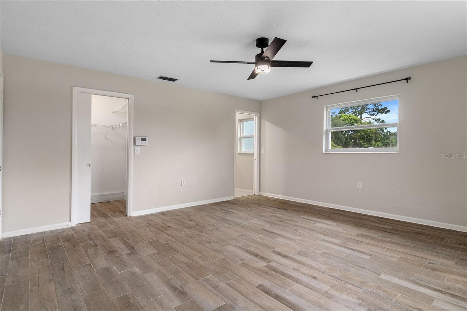 Single Family Residence at 211 S DAVIS ST, BEVERLY HILLS, photo 25 of 52