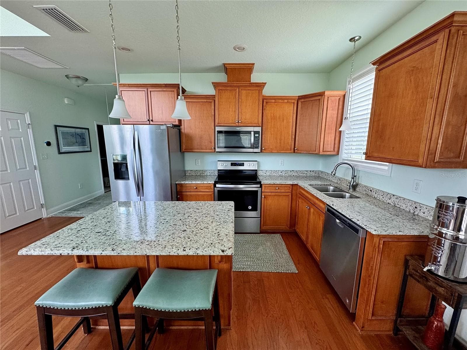 Single Family Residence at 260 BLUE HERON DR, EASTPOINT, photo 15 of 43