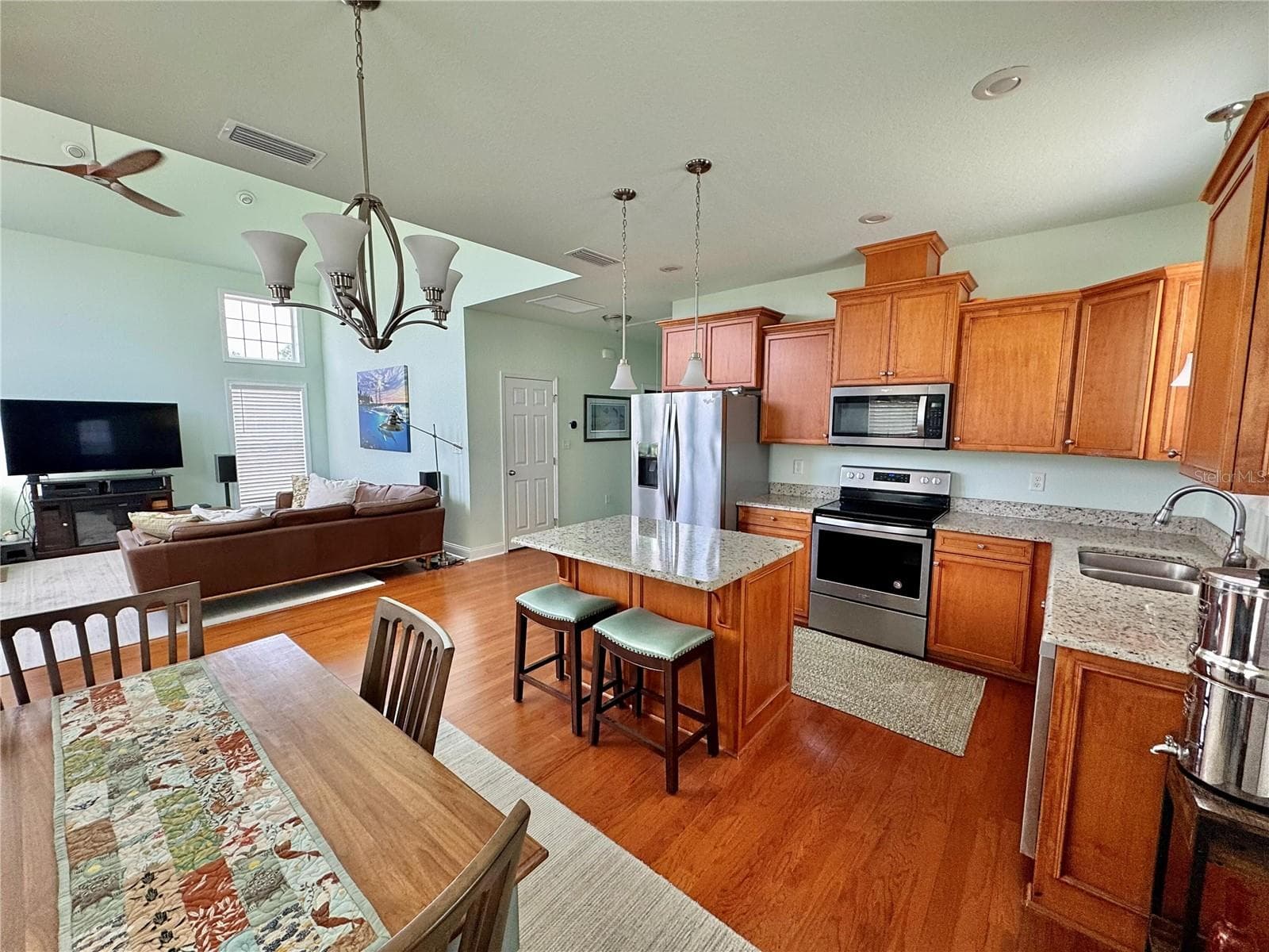 Single Family Residence at 260 BLUE HERON DR, EASTPOINT, photo 16 of 43