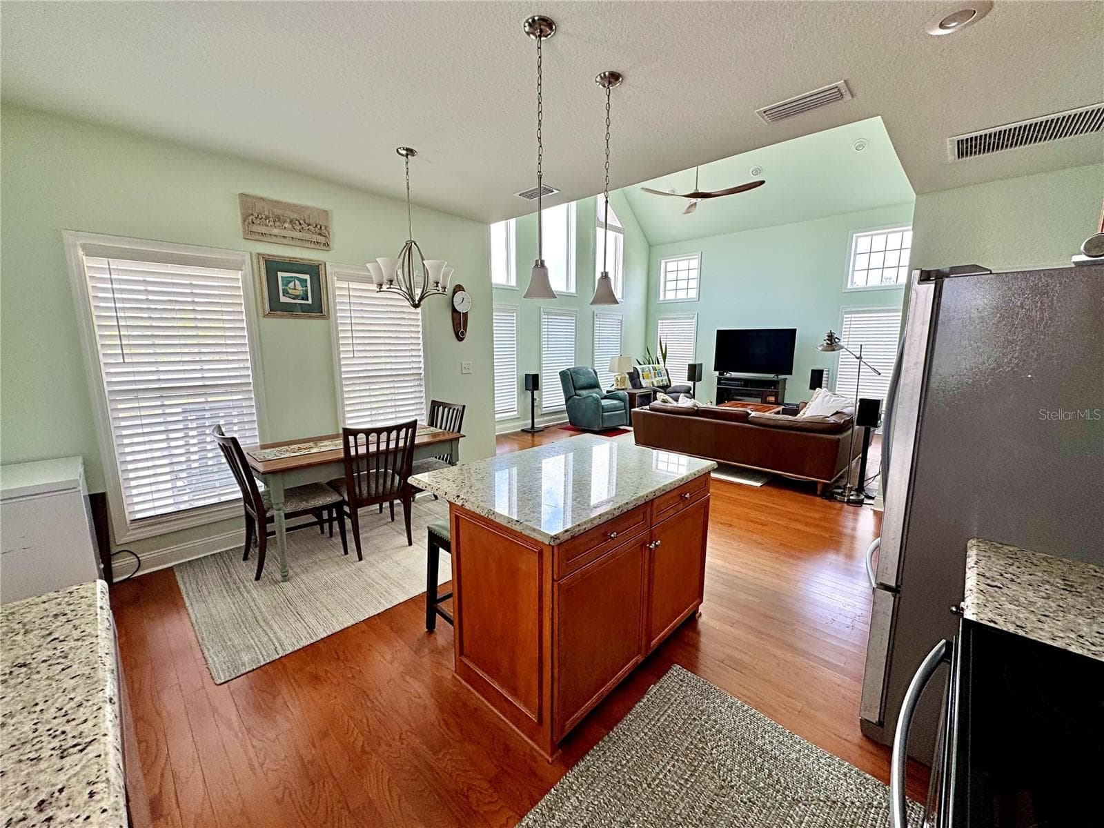 Single Family Residence at 260 BLUE HERON DR, EASTPOINT, photo 17 of 43