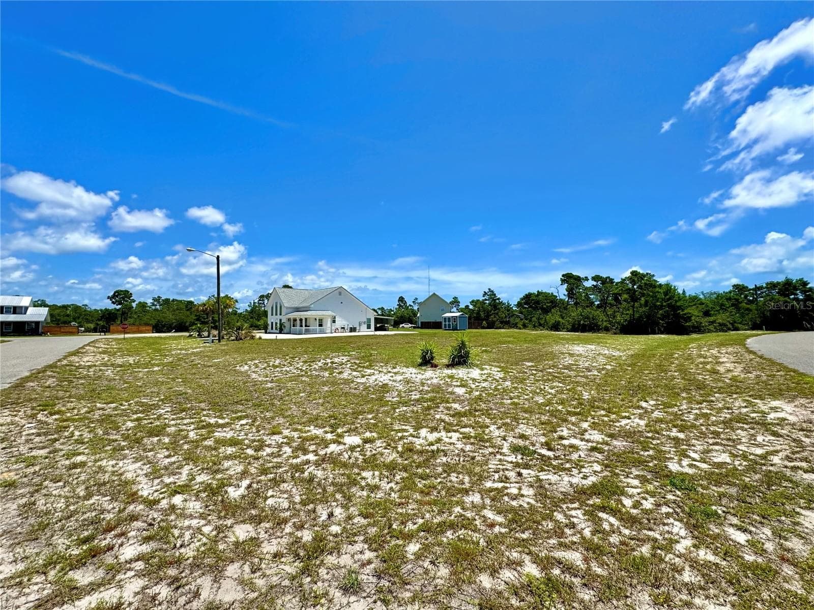 Single Family Residence at 260 BLUE HERON DR, EASTPOINT, photo 33 of 43