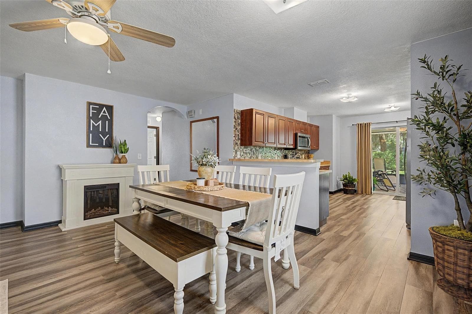 Single Family Residence at 15373 CALLISTA LN, DADE CITY, photo 12 of 53