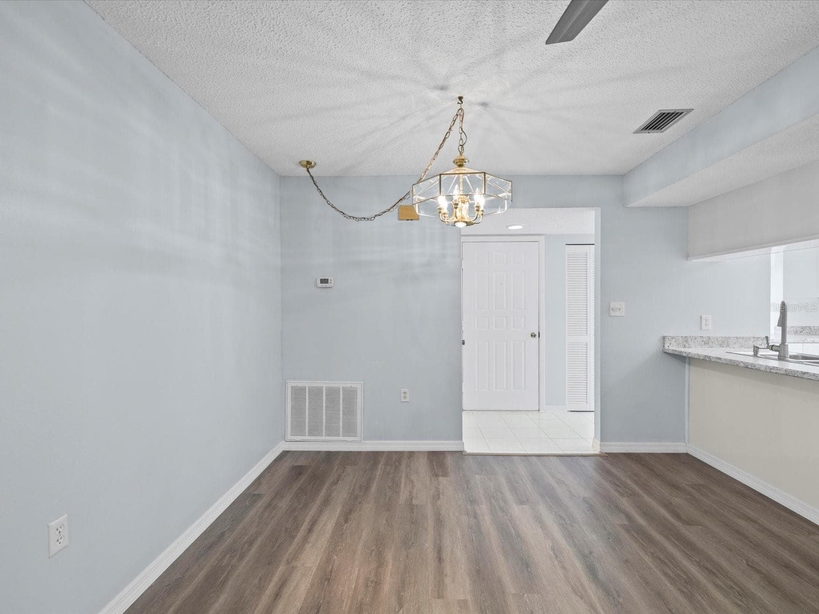 Freshly Painted - 3806 STAYSAIL LN, HOLIDAY