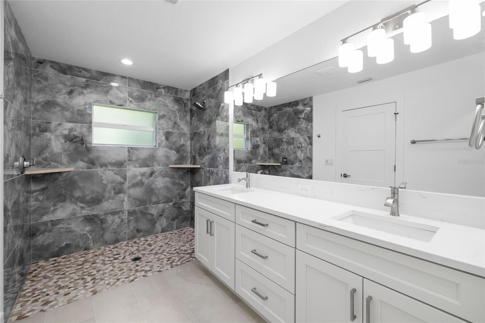 Single Family Residence at 152 ALBATROSS RD, ROTONDA WEST, photo 30 of 47