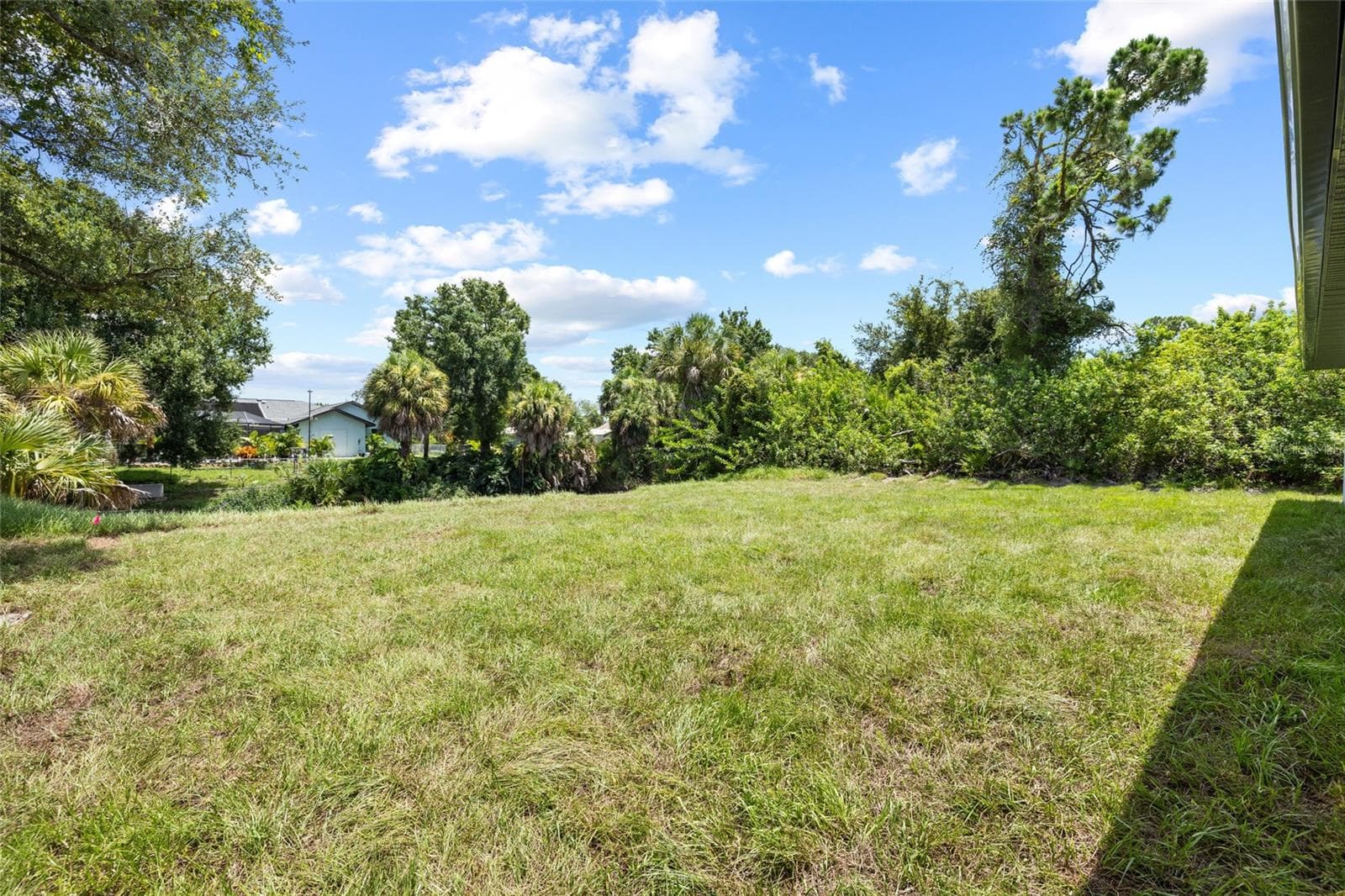 Single Family Residence at 152 ALBATROSS RD, ROTONDA WEST, photo 38 of 47