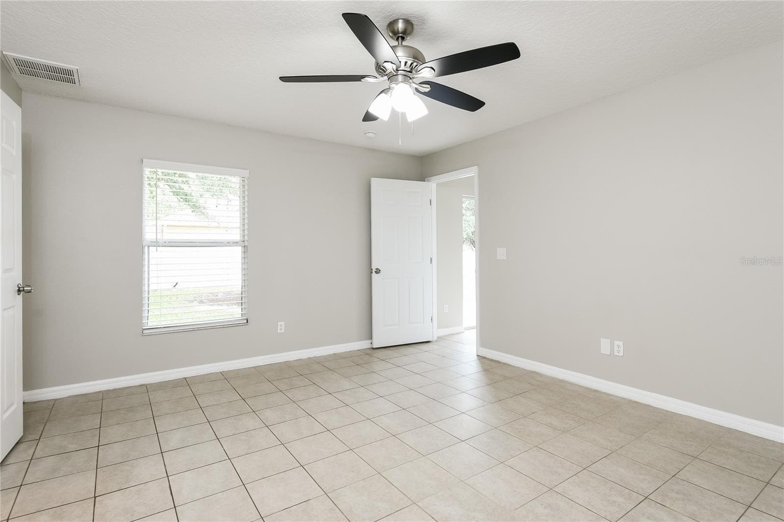 Single Family Residence at 116 SAN BENITO WAY, KISSIMMEE, photo 14 of 15