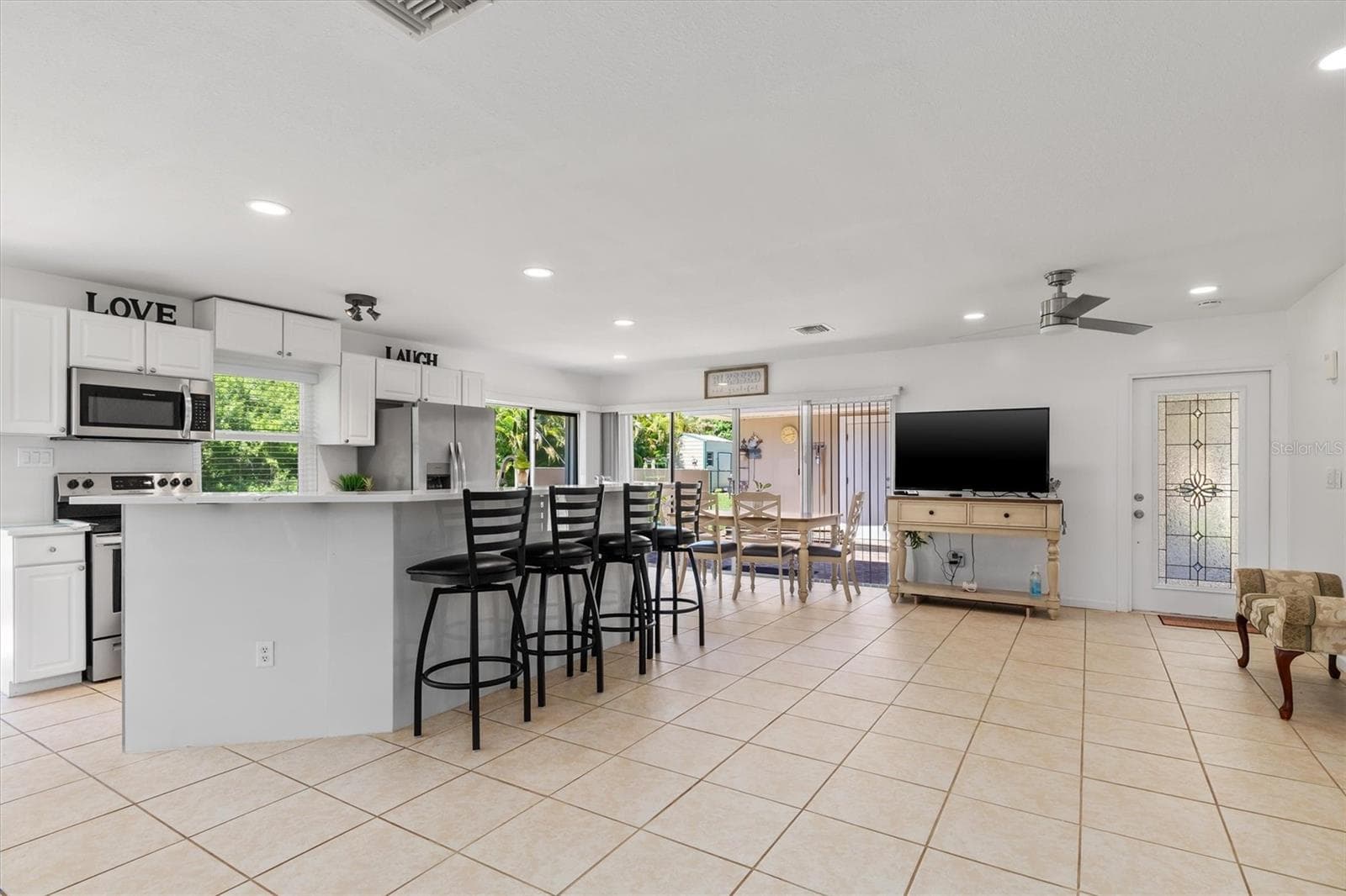 Single Family Residence at 18579 ROBINSON AVE, PORT CHARLOTTE, photo 7 of 50