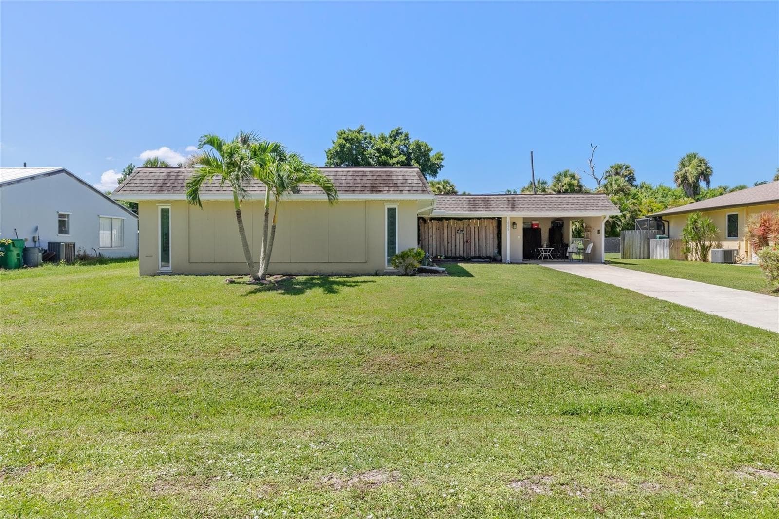 Single Family Residence at 18579 ROBINSON AVE, PORT CHARLOTTE, photo 36 of 50