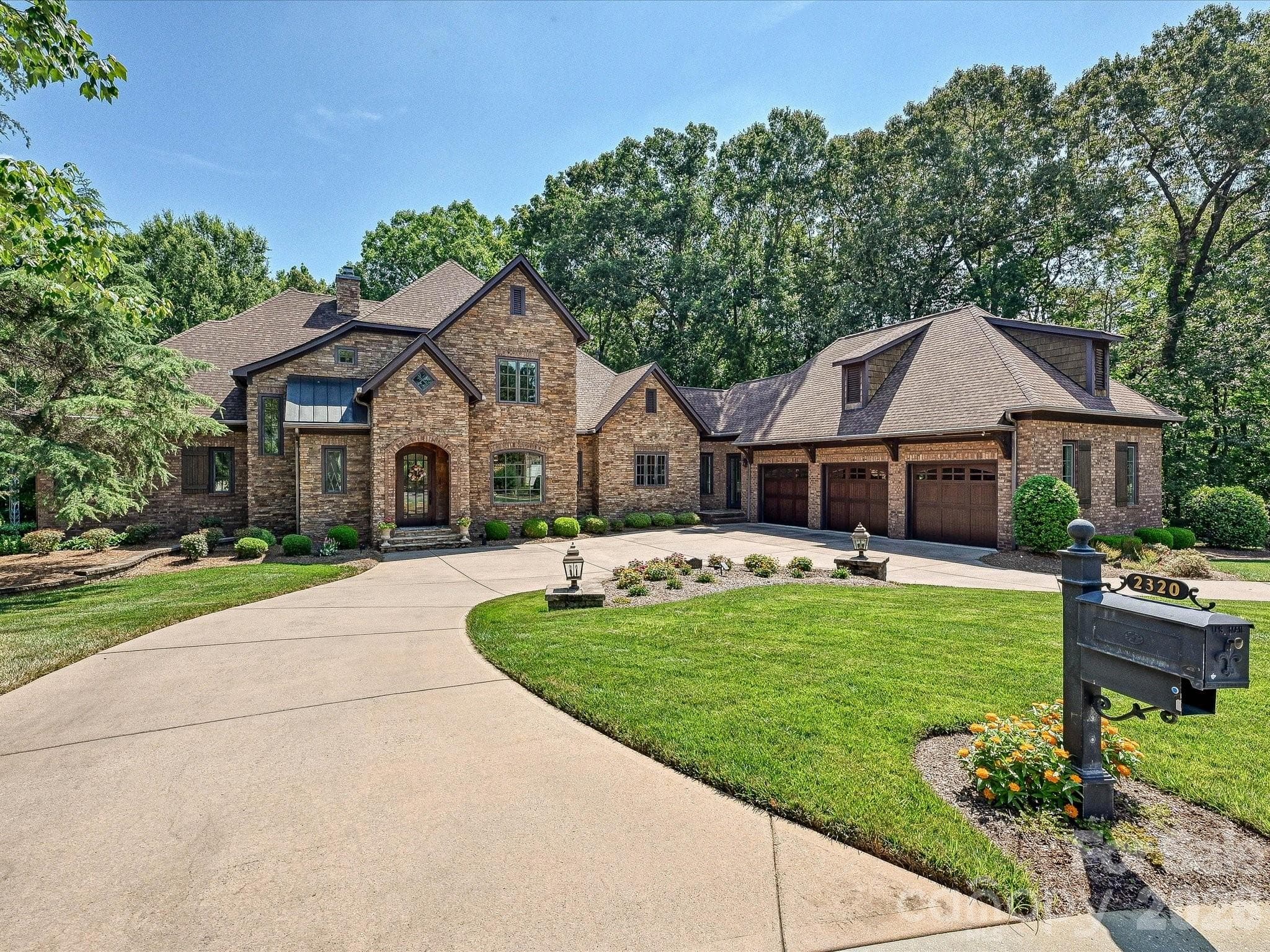 Welcome Home! - 2320 Brawinal Court, Monroe