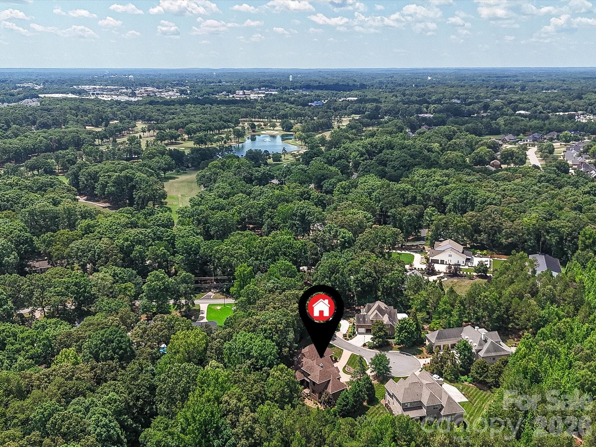 Gold Course & Pond View - 2320 Brawinal Court, Monroe