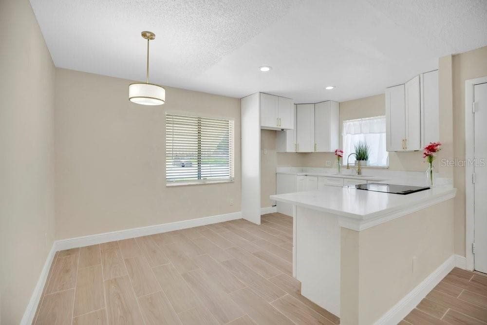 Single Family Residence at 4410 WATCH HILL RD, ORLANDO, photo 4 of 12