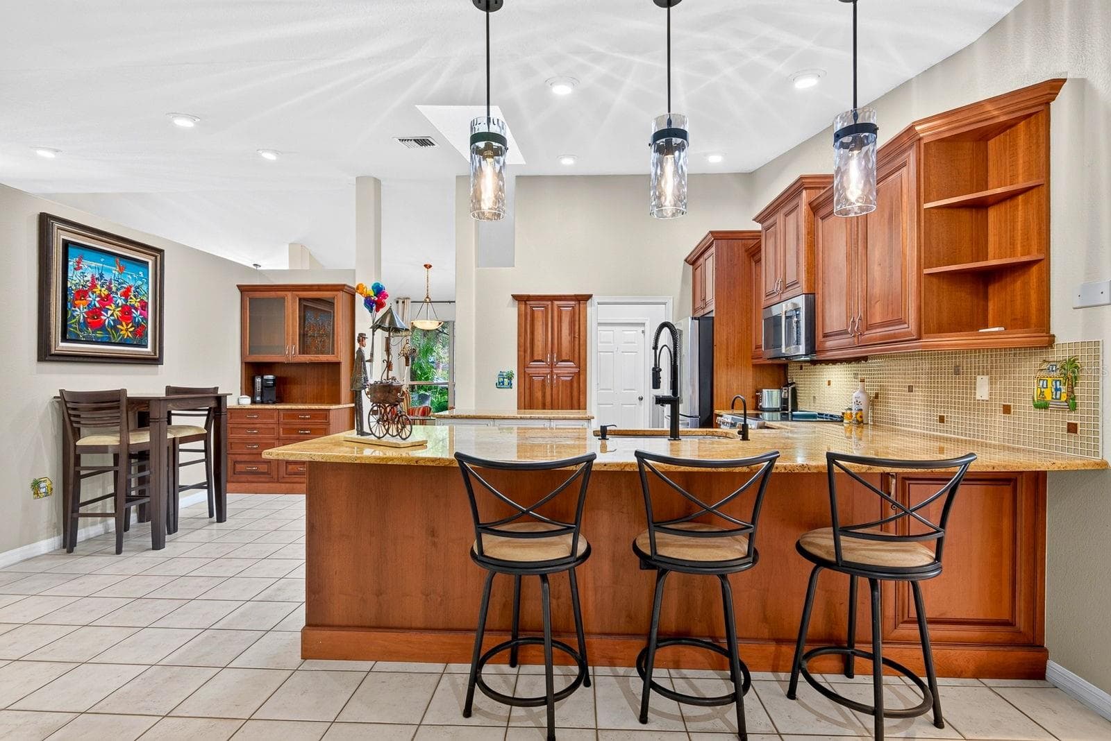 Single Family Residence at 2073 MISTY SUNRISE TRL, SARASOTA, photo 10 of 39
