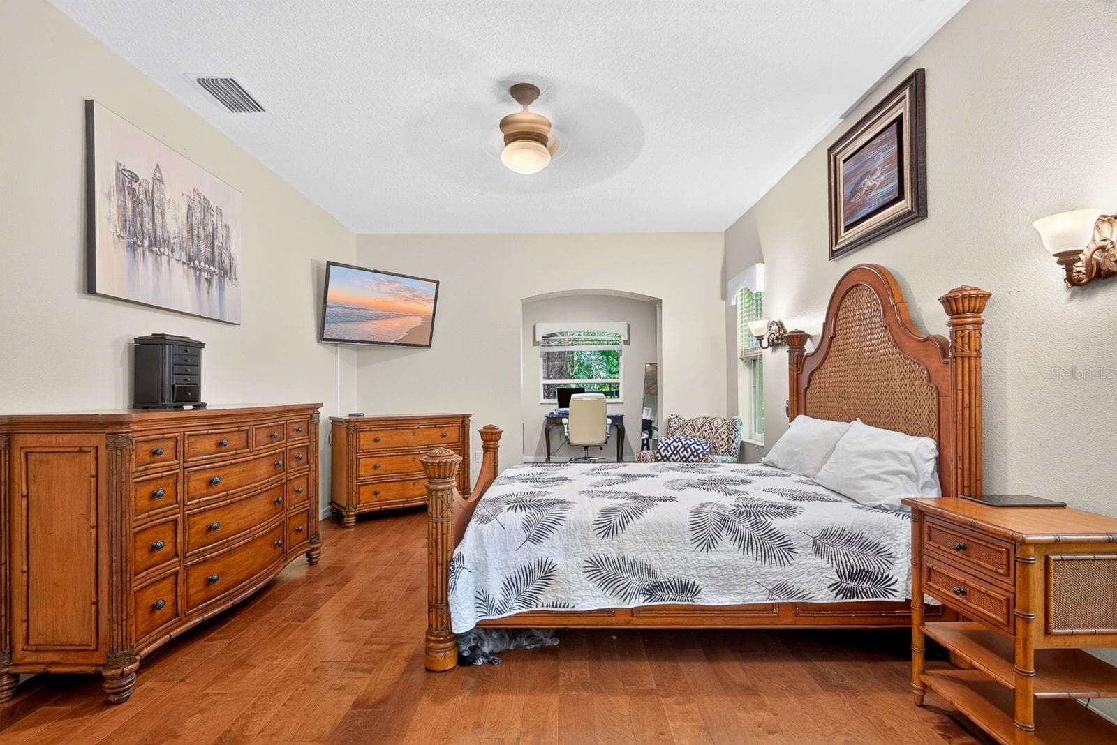 Single Family Residence at 2073 MISTY SUNRISE TRL, SARASOTA, photo 19 of 39