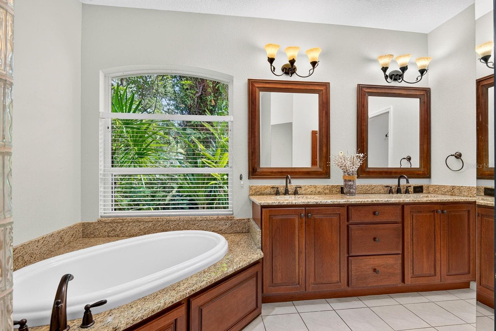 Single Family Residence at 2073 MISTY SUNRISE TRL, SARASOTA, photo 25 of 39