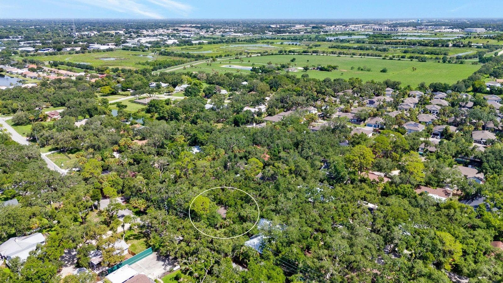 Single Family Residence at 2073 MISTY SUNRISE TRL, SARASOTA, photo 37 of 39