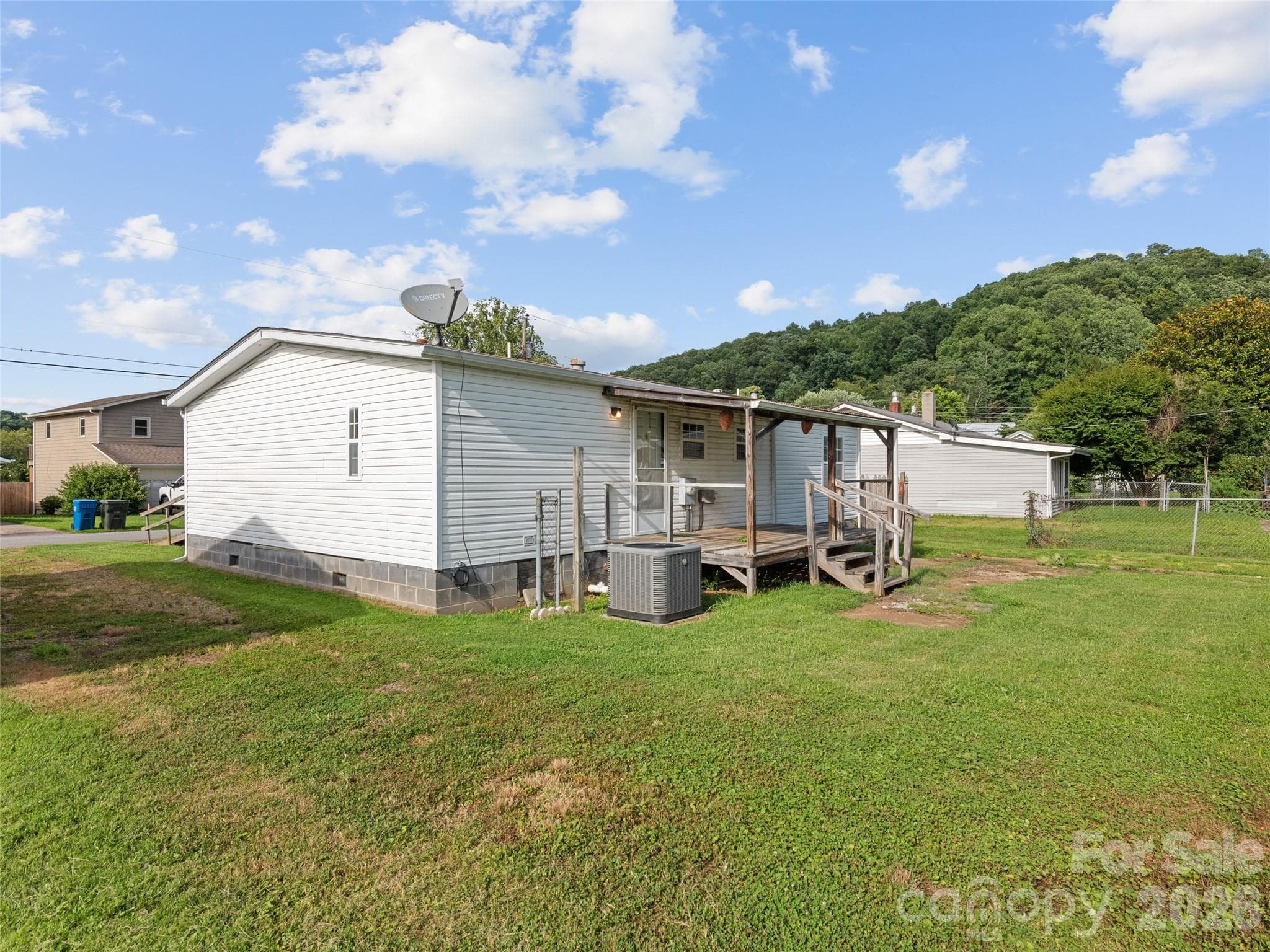 Single Family Residence at 39 Spruce Street, Waynesville, photo 2 of 26