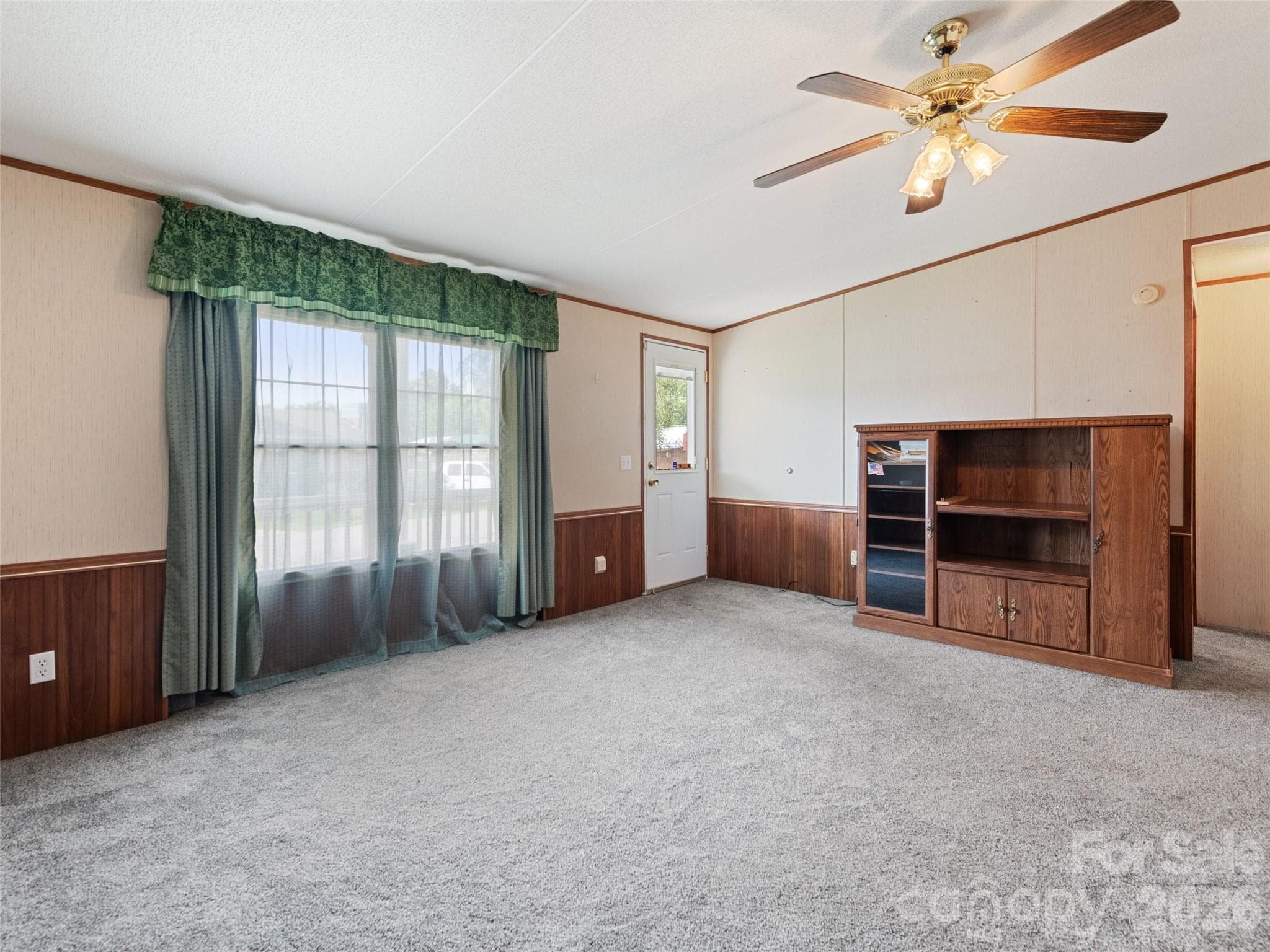 Single Family Residence at 39 Spruce Street, Waynesville, photo 7 of 26
