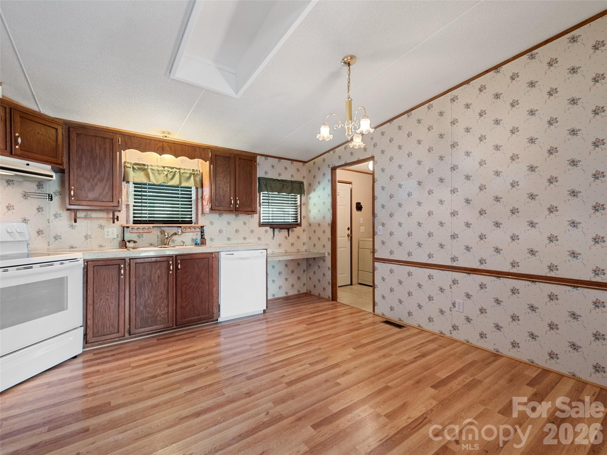 Single Family Residence at 39 Spruce Street, Waynesville, photo 9 of 26