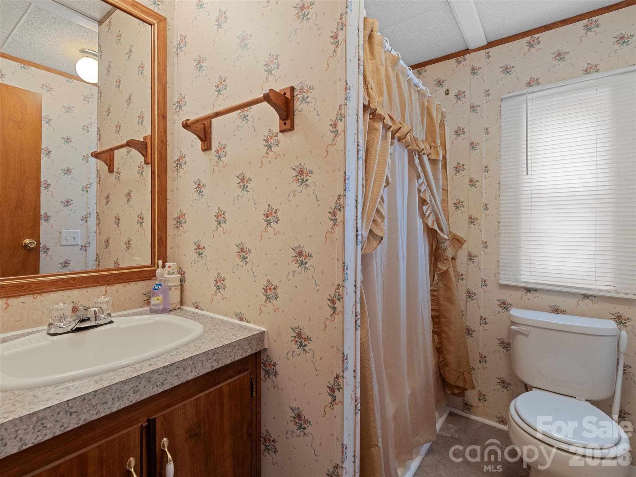 Single Family Residence at 39 Spruce Street, Waynesville, photo 17 of 26