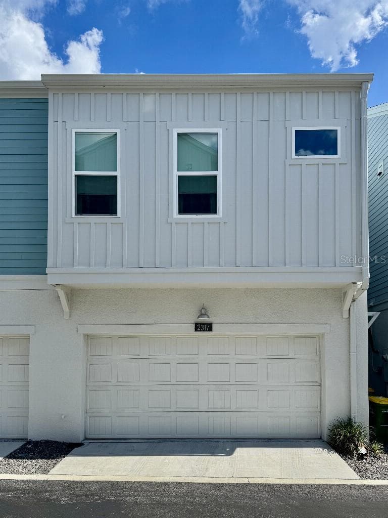 Townhouse at 2317 LINDSTROM ST, SARASOTA, photo 3 of 38
