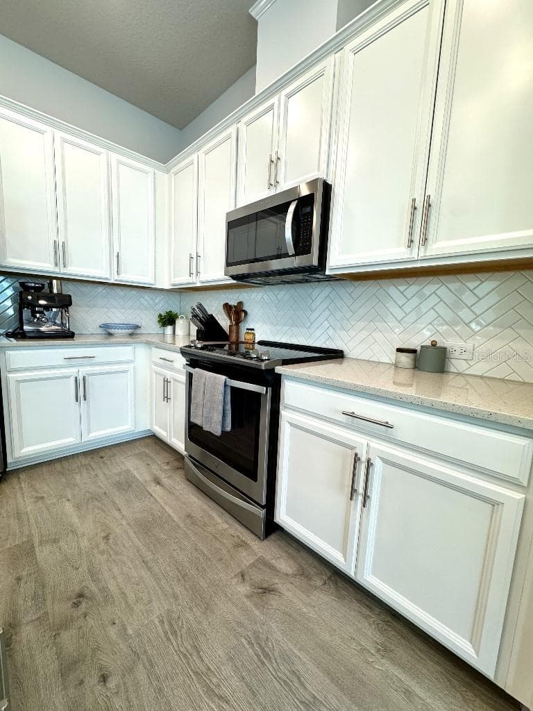 Townhouse at 2317 LINDSTROM ST, SARASOTA, photo 13 of 38
