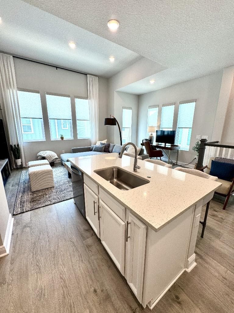 Townhouse at 2317 LINDSTROM ST, SARASOTA, photo 14 of 38