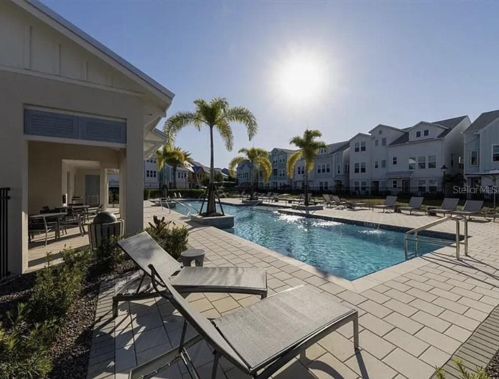 Townhouse at 2317 LINDSTROM ST, SARASOTA, photo 32 of 38