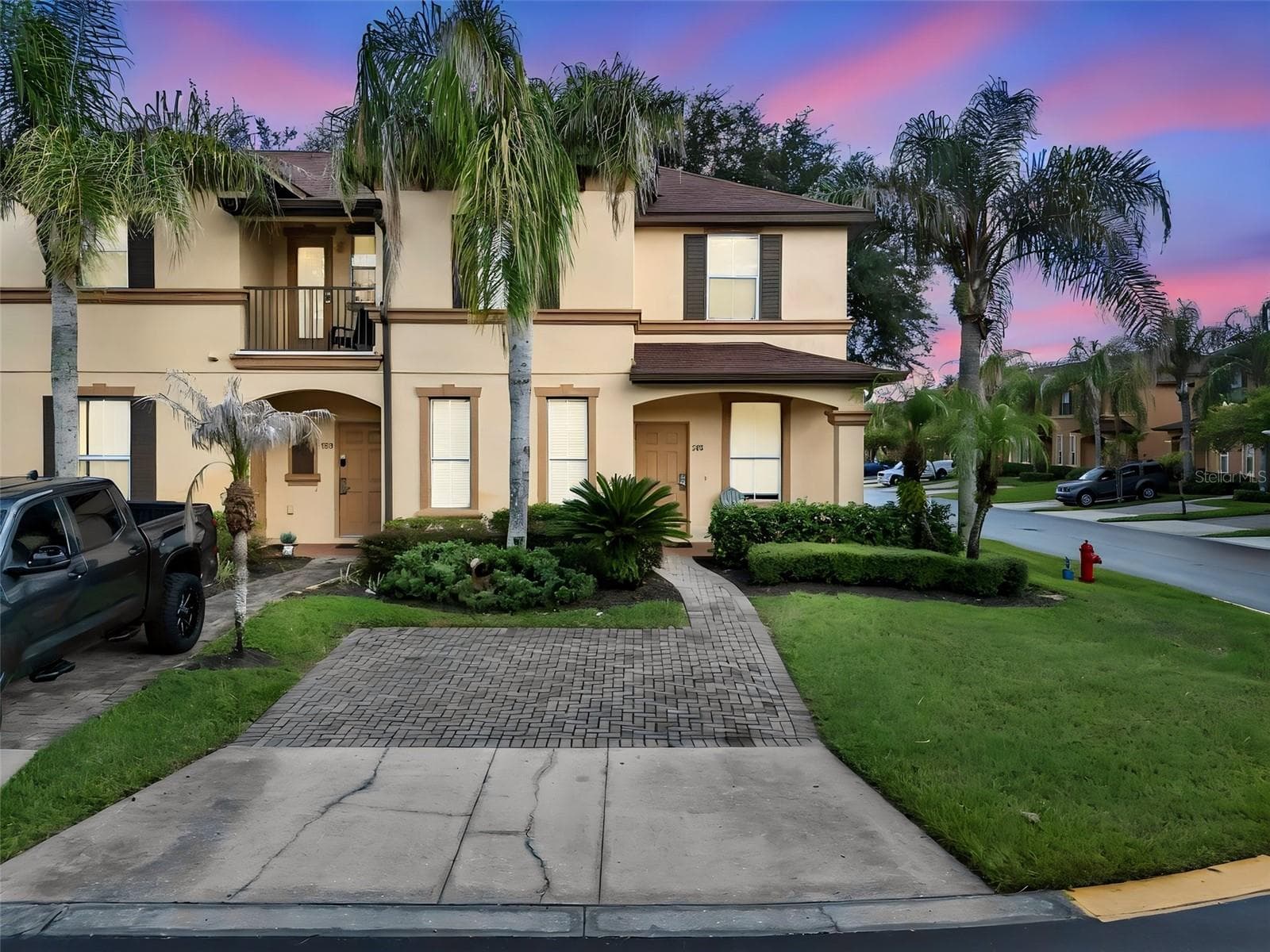 743 CALABRIA AVE