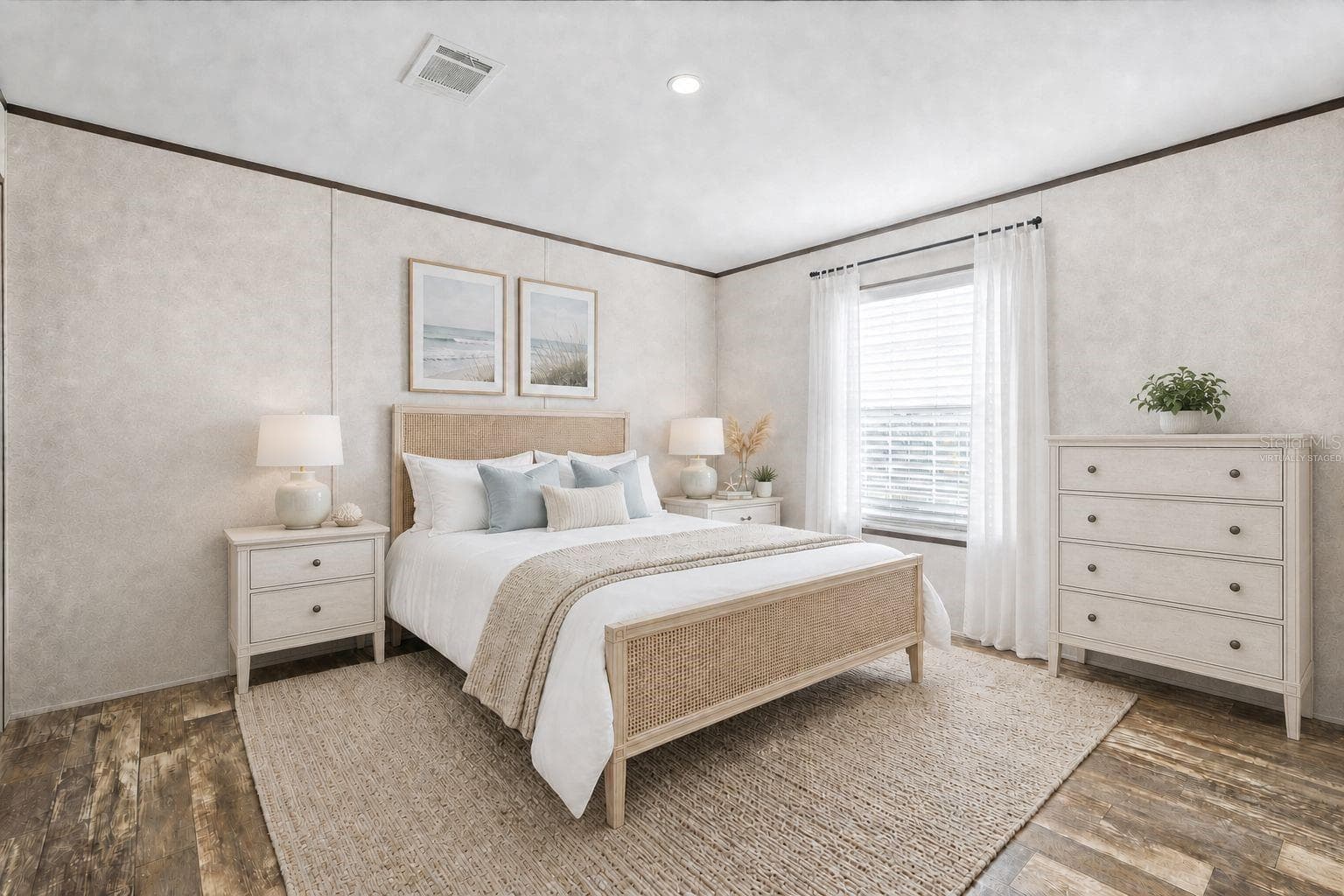Virtually staged - 224 WOLVERINE AVE, NORTH PORT