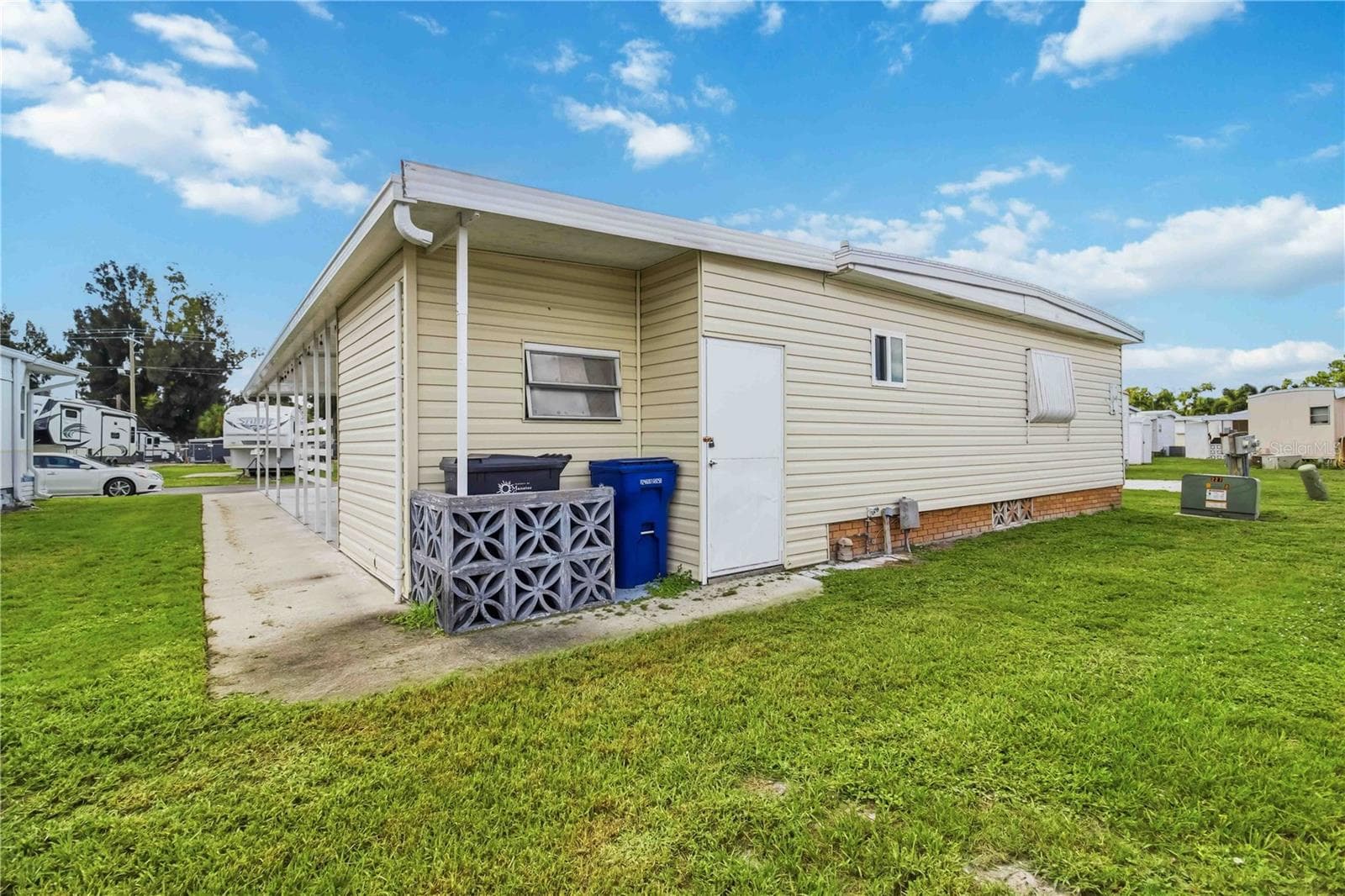 Mobile Home at 5510 DENMARK DR, BRADENTON, photo 26 of 32