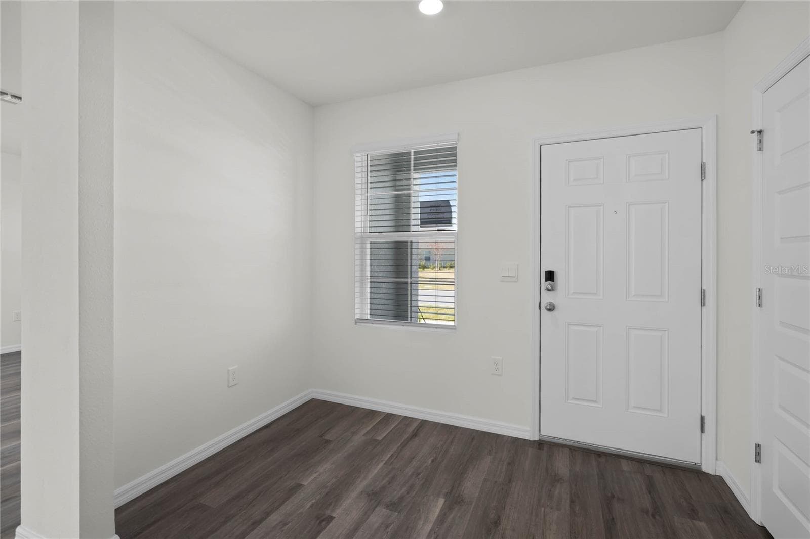 Single Family Residence at 1734 HUMMINGBIRD RD, WINTER HAVEN, photo 2 of 37