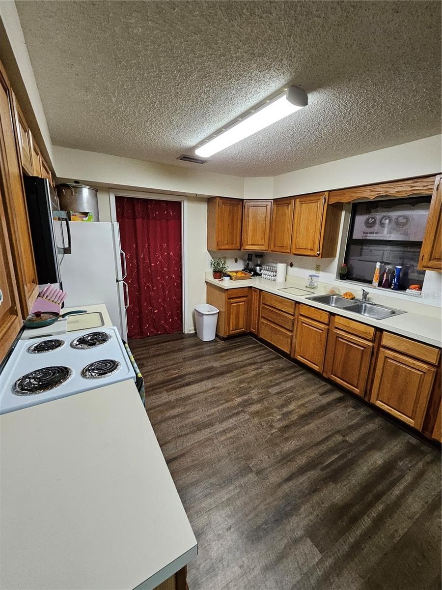 Duplex at 3481 NE MASTERS AVE, ARCADIA, photo 6 of 14