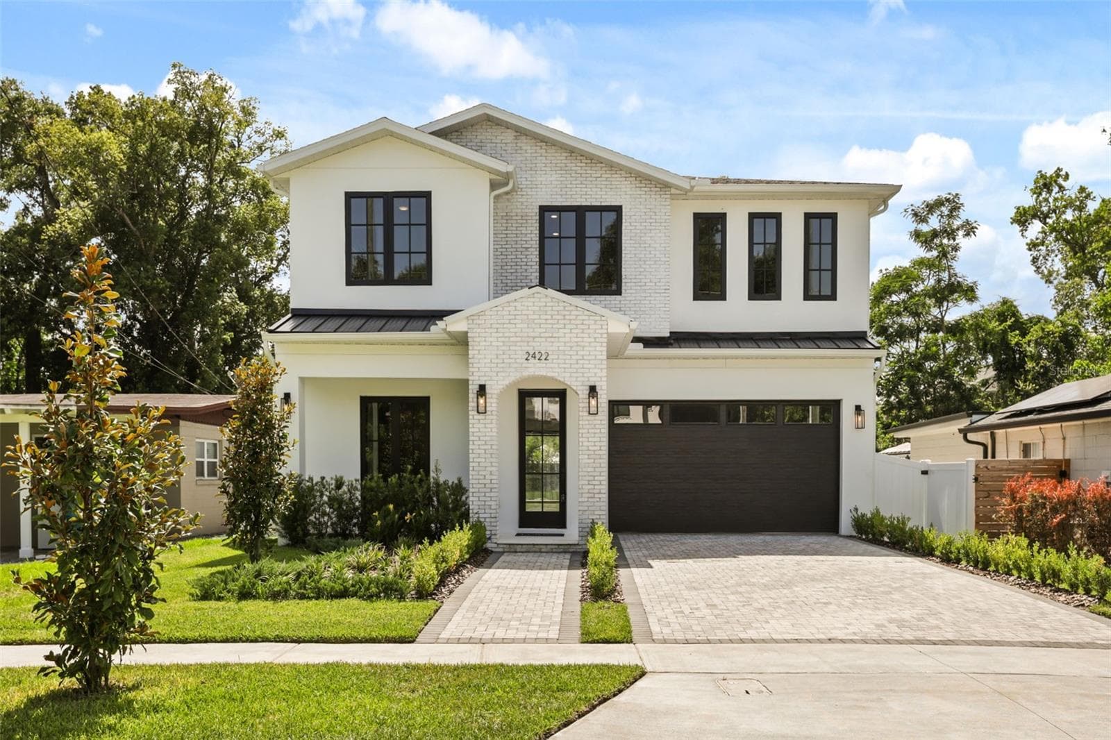 Single Family Residence at 2422 MUSSELWHITE AVE, ORLANDO, photo 2 of 38