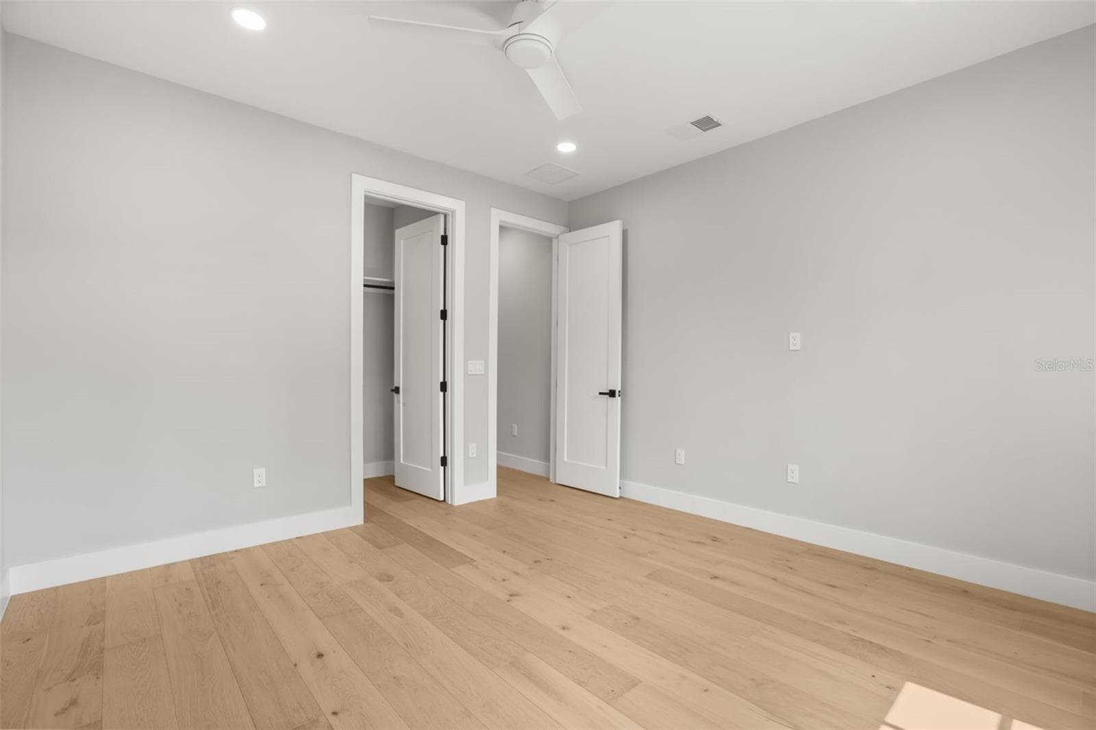 Single Family Residence at 2422 MUSSELWHITE AVE, ORLANDO, photo 31 of 38