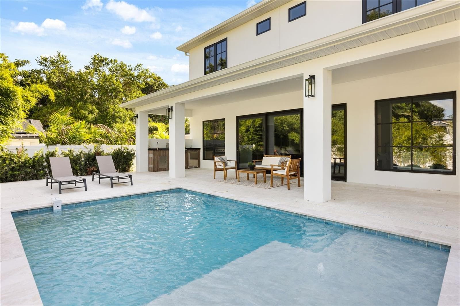 Single Family Residence at 2422 MUSSELWHITE AVE, ORLANDO, photo 33 of 38