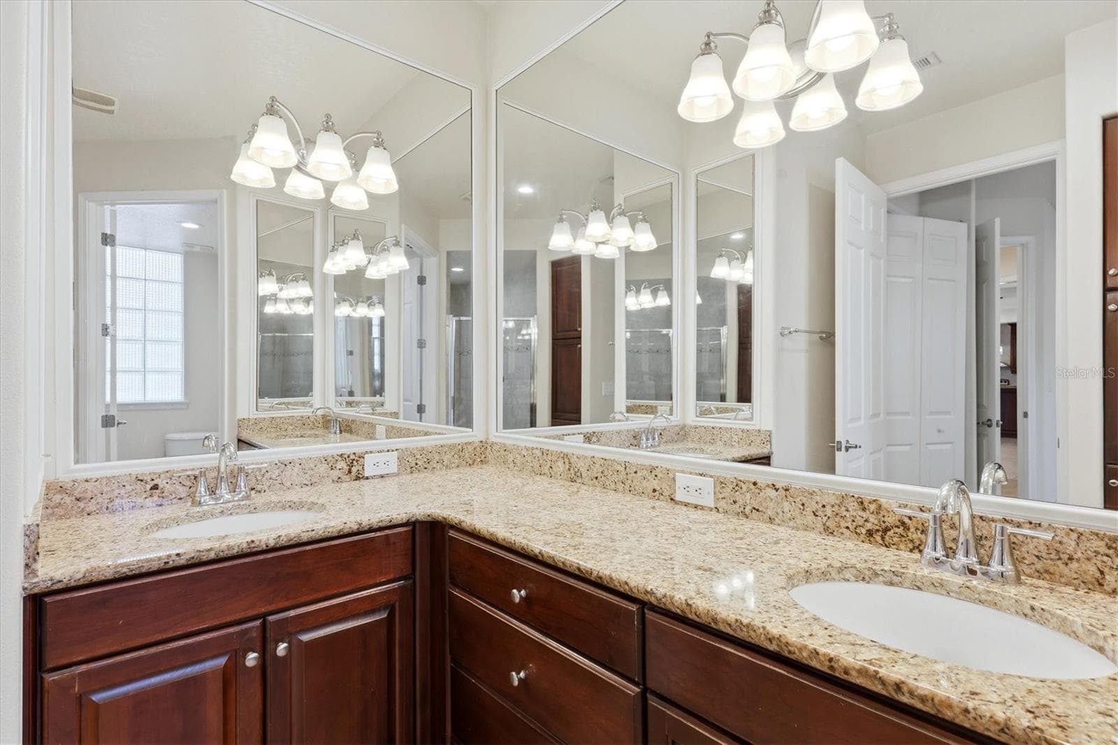 Condominium at 7930 TYBEE CT #7930, UNIVERSITY PARK, photo 16 of 42