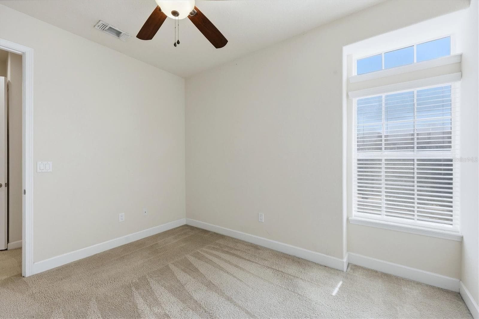 Condominium at 7930 TYBEE CT #7930, UNIVERSITY PARK, photo 18 of 42