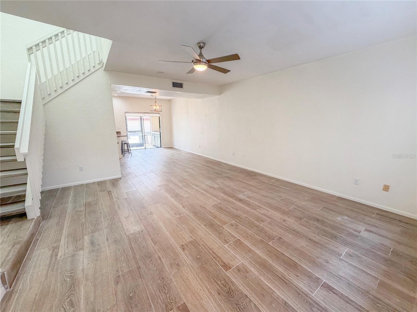 Townhouse at 3460 COUNTRYSIDE BLVD #60, CLEARWATER, photo 3 of 22
