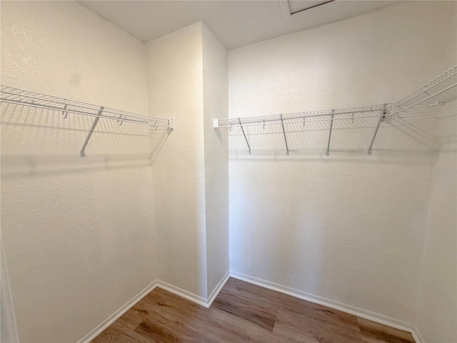 Townhouse at 3460 COUNTRYSIDE BLVD #60, CLEARWATER, photo 9 of 22