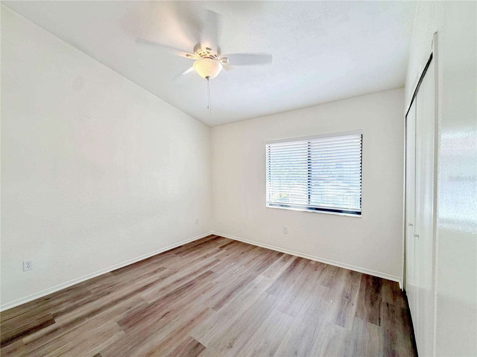 Townhouse at 3460 COUNTRYSIDE BLVD #60, CLEARWATER, photo 11 of 22