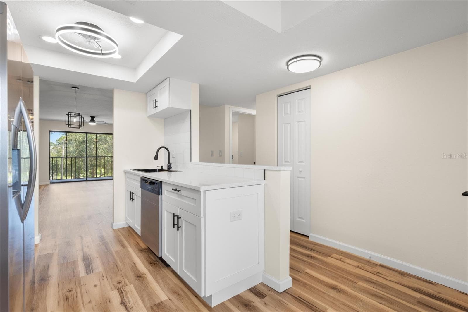 Condominium at 5817 PARK ST N #302, ST PETERSBURG, photo 9 of 36