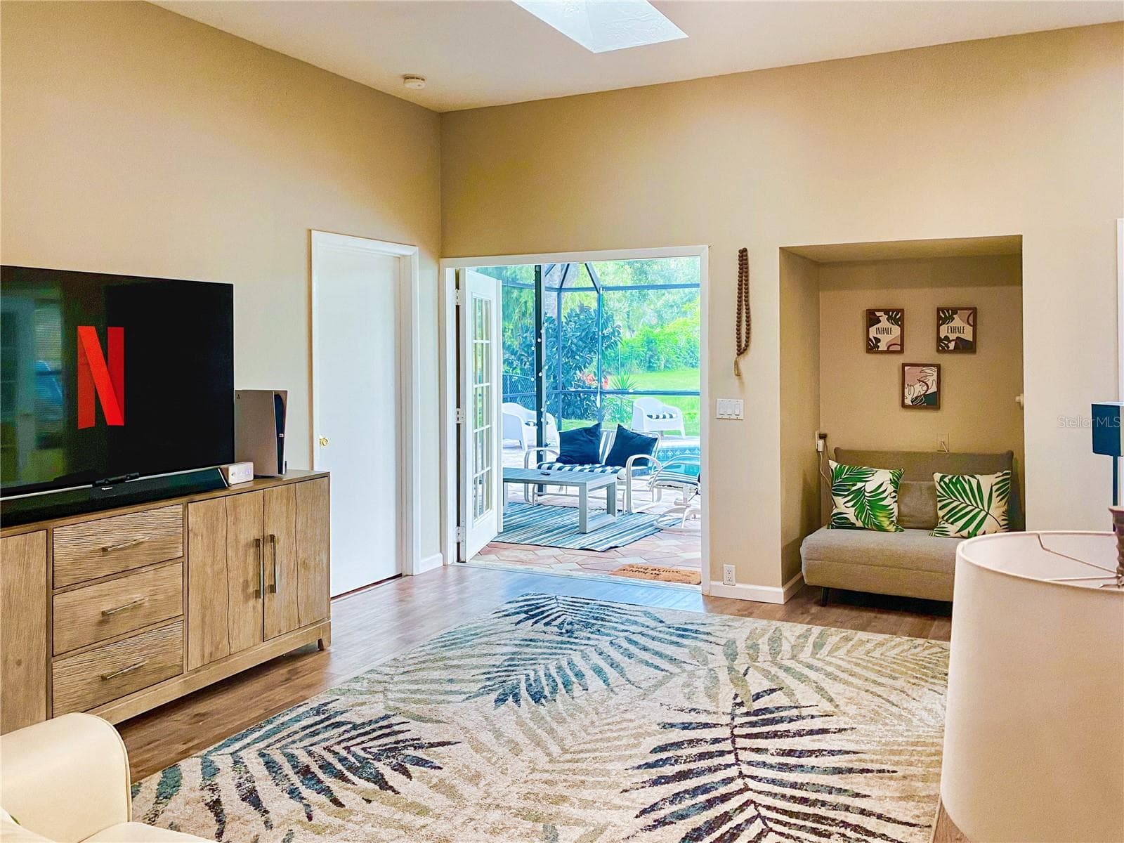 LIV RM TO EXT - 4907 82ND PL E, SARASOTA