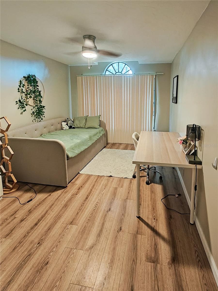 BR 3 - 4907 82ND PL E, SARASOTA