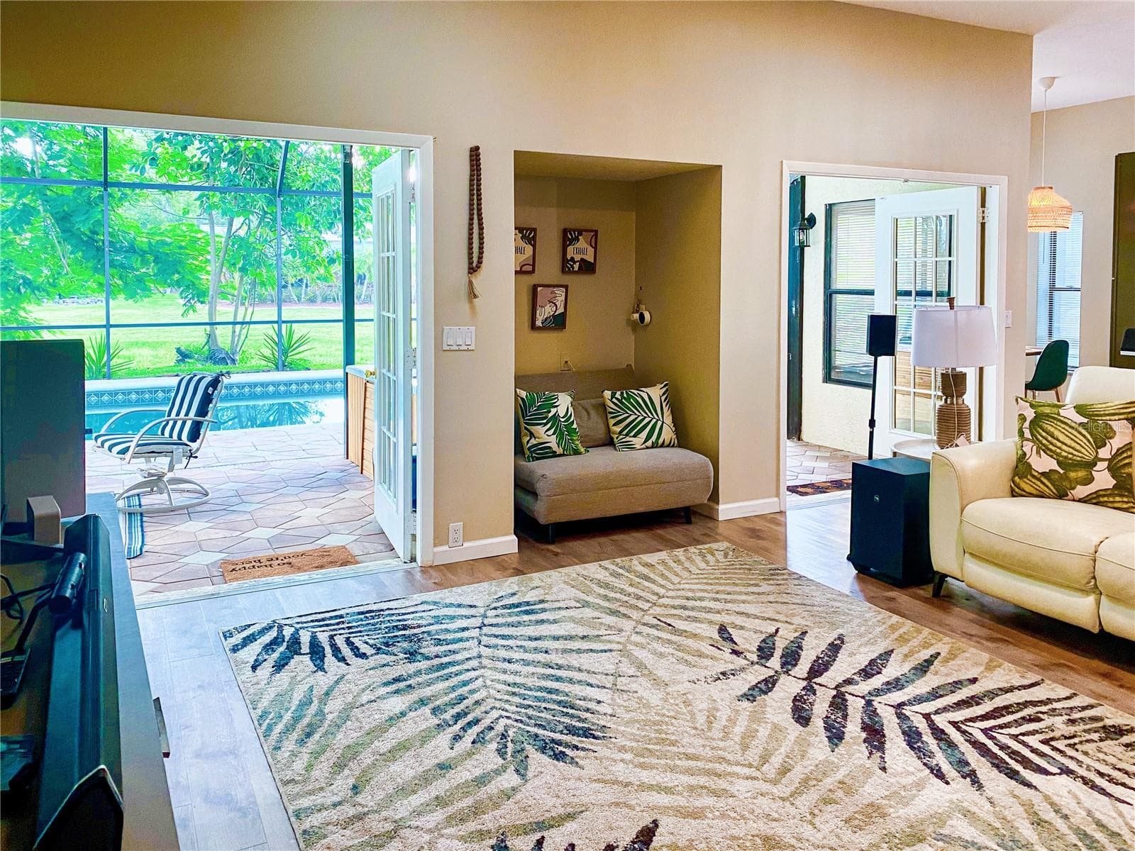LIV RM TO POOL - 4907 82ND PL E, SARASOTA