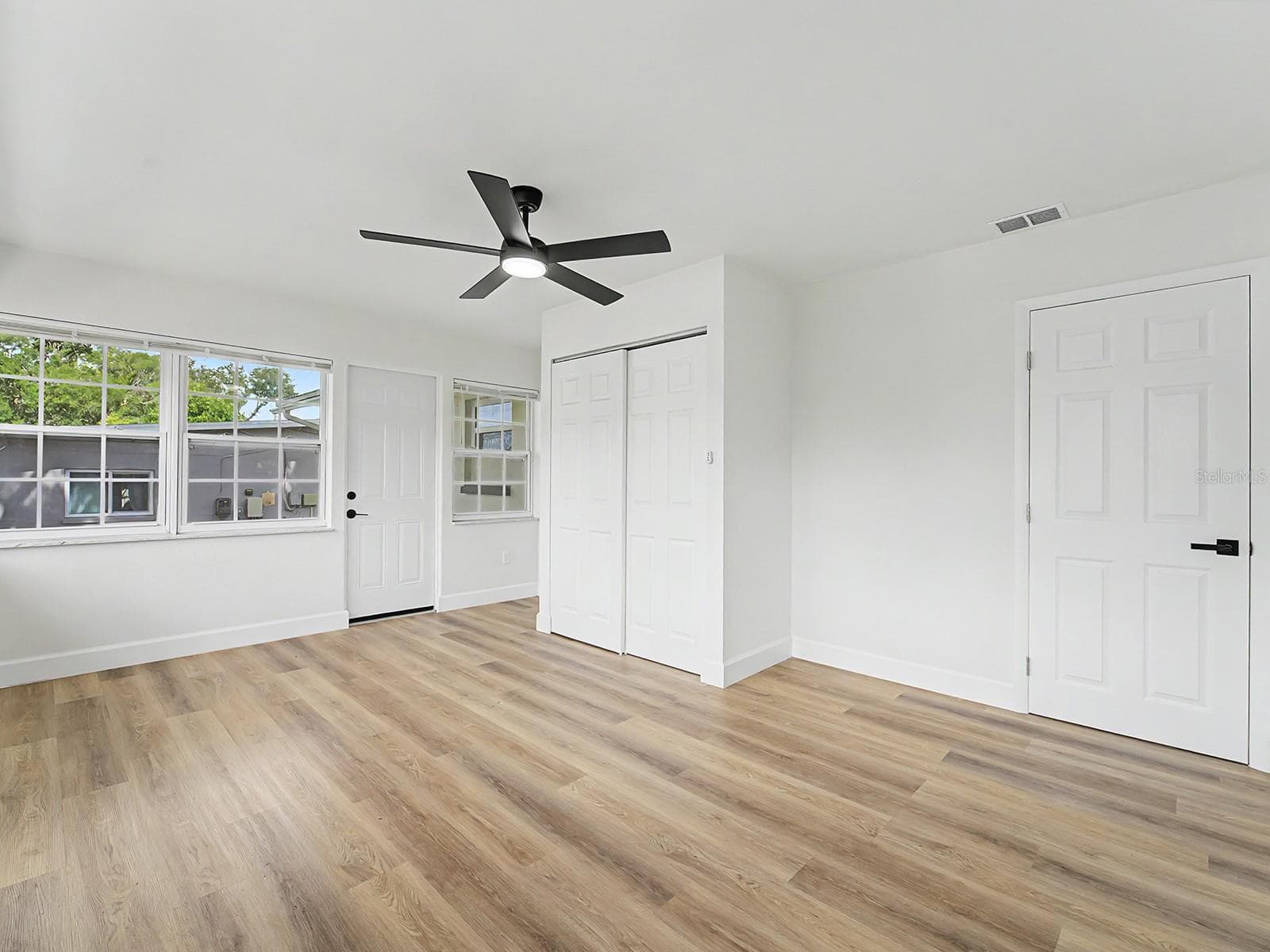 Single Family Residence at 1354 ROSERY RD NE, LARGO, photo 24 of 40