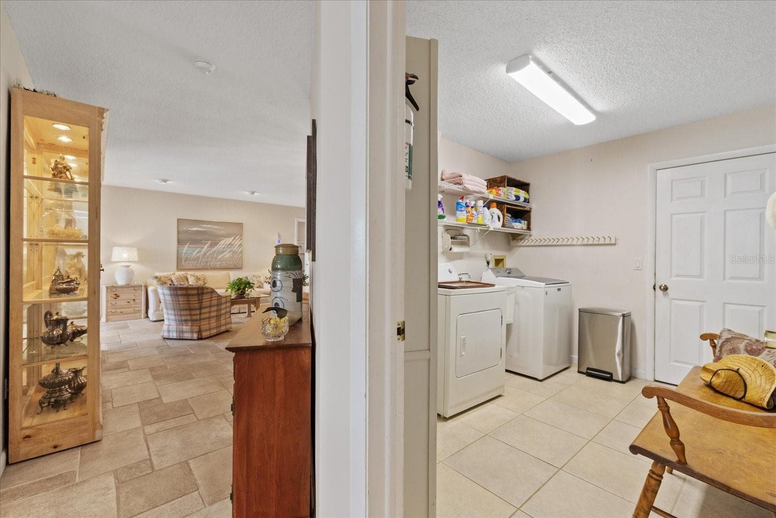Large oversized inside laundry room - 3154 TRIDENT TER, NEW PORT RICHEY