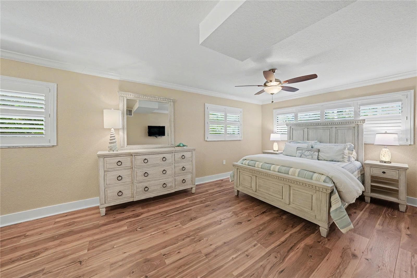 Single Family Residence at 19936 GULF BLVD, INDIAN SHORES, photo 21 of 55