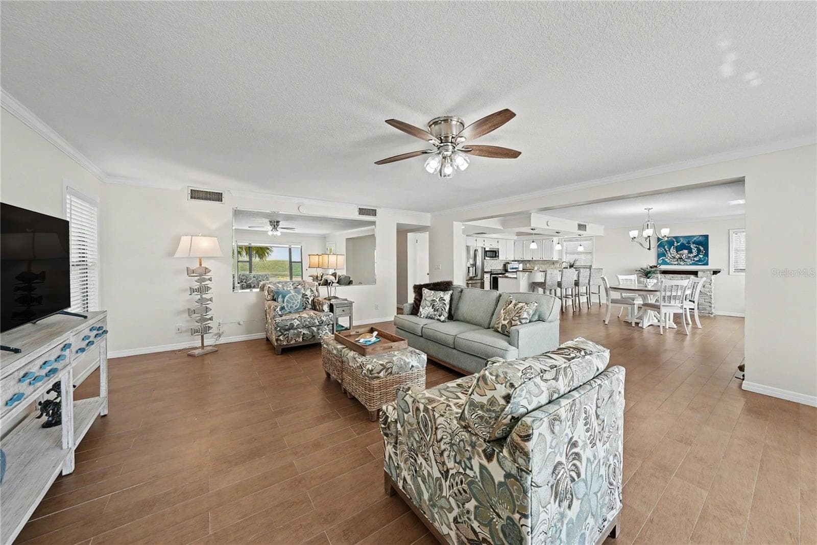 Single Family Residence at 19936 GULF BLVD, INDIAN SHORES, photo 39 of 55