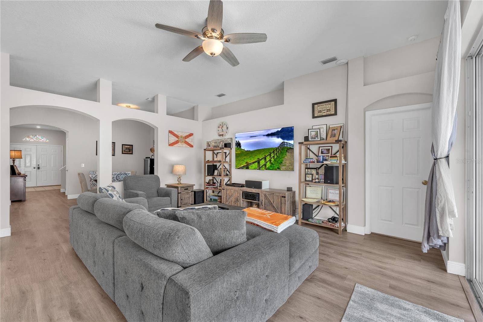 Single Family Residence at 4306 ORANGE RIDGE CT, VALRICO, photo 18 of 43